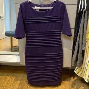 Formal sleeved dress knee-length